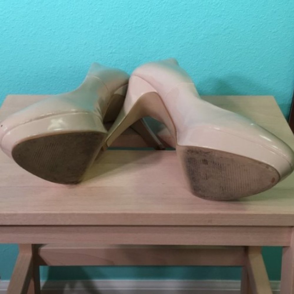 ALDO Nude Patent Pumps - Picture 3 of 5